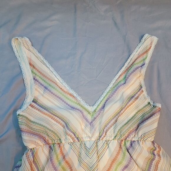 Boho Chic O'Neill xs rainbow striped backless sundress with lace trim - Picture 4 of 10
